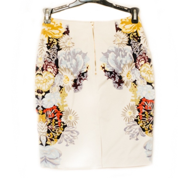 H&M Floral Pencil Lined Skirt Size 2 - Picture 2 of 9
